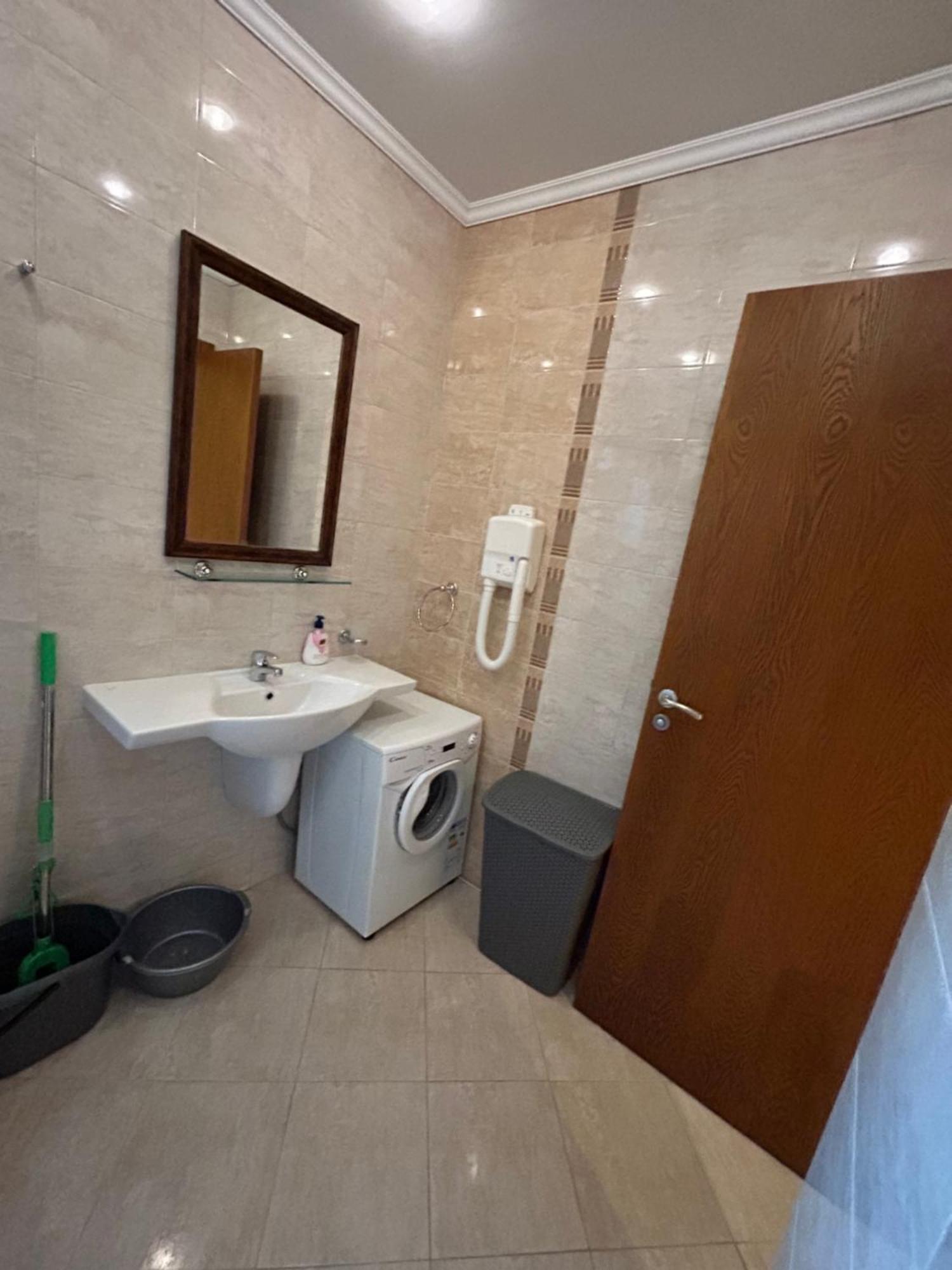 Quiet Apartment With Big Terrace In Santa Marina With Parking Sozopol Rom bilde
